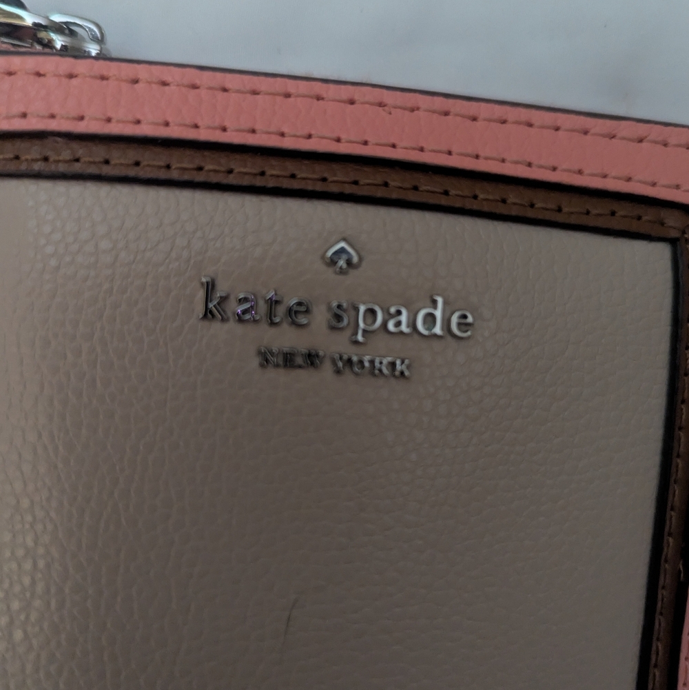 Kate Spade Patterson Drive Small L Zip Bifold Caviar  Leather Wallet - Picture 8 of 8